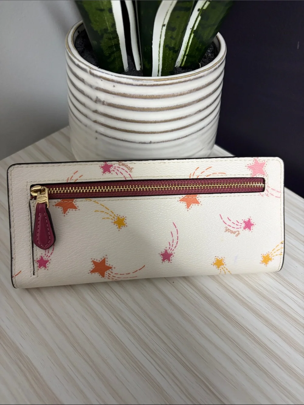 Coach Star Slim Zip Wallet with Shooting Star Print!! EUC